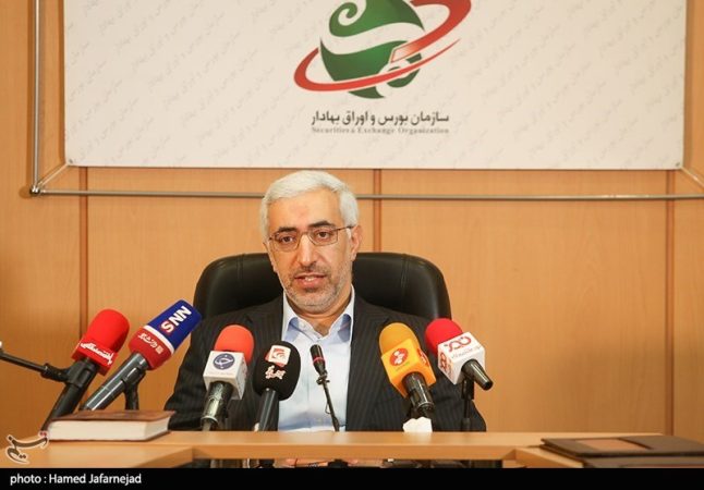 دولت روی بازار سرمایه حساب کرده است/ هیجان بازار عادی نیست