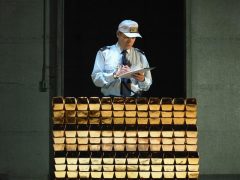 موج گرایش بانک‌های مرکزی جهان به ذخیره طلا به جای دلار