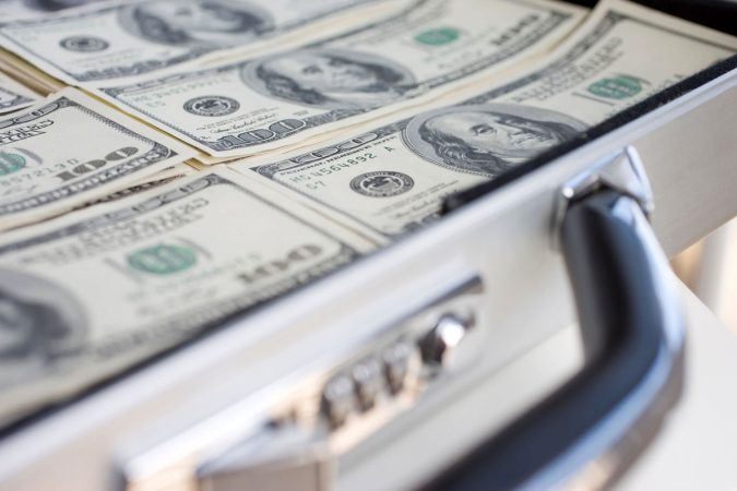 تقاضای غیرقانونی صادرکنندگان / ارز صادارتی ما را گران‌تر بفروشید!