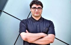 حلاجی یک بدفهمی رایج در اقتصاد ایران؛ آیا در رشد اقتصادی صفر، بازده سهام می‌تواند مثبت باشد؟